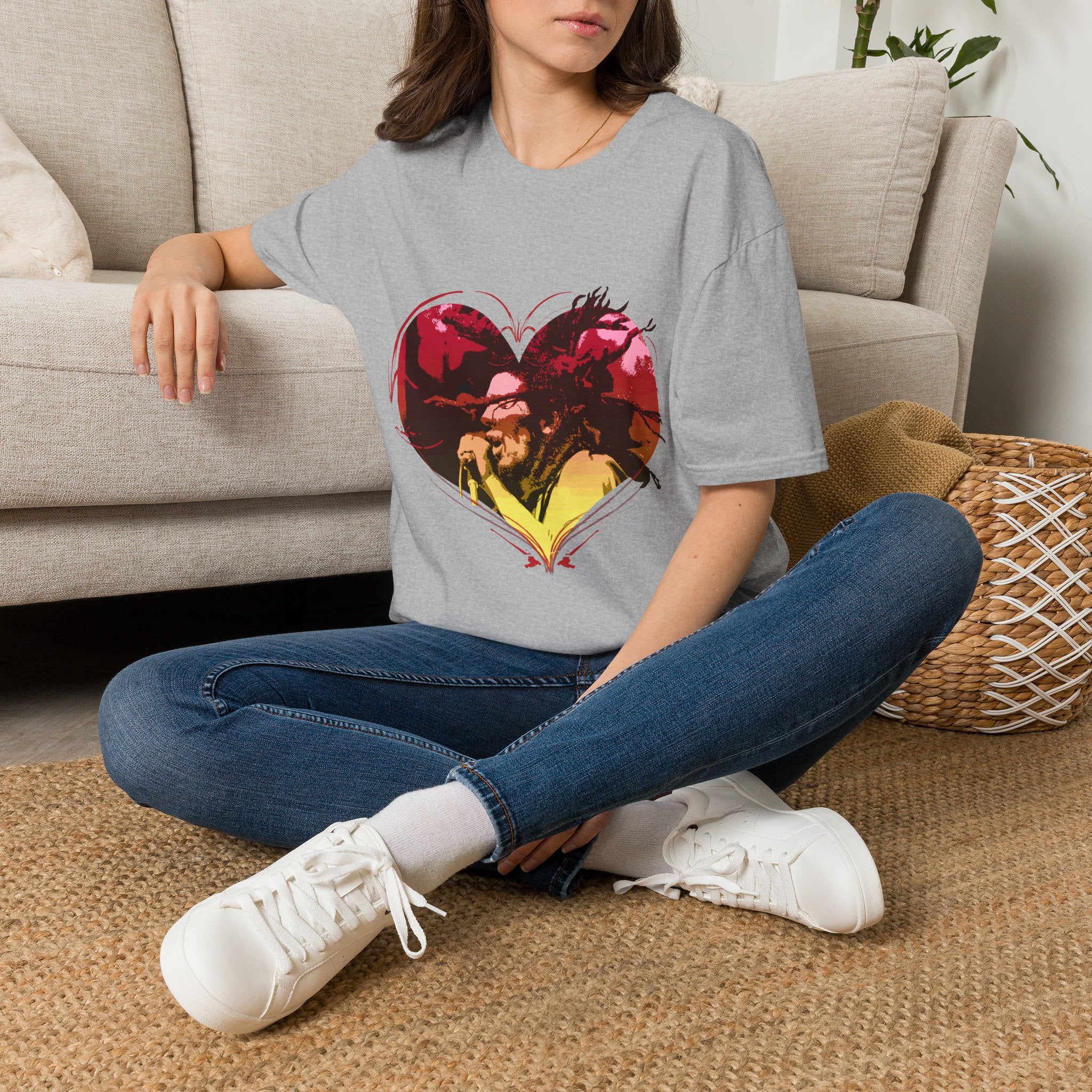 Heart Graphic T-Shirt — Vintage Couple Silhouette Love Tee