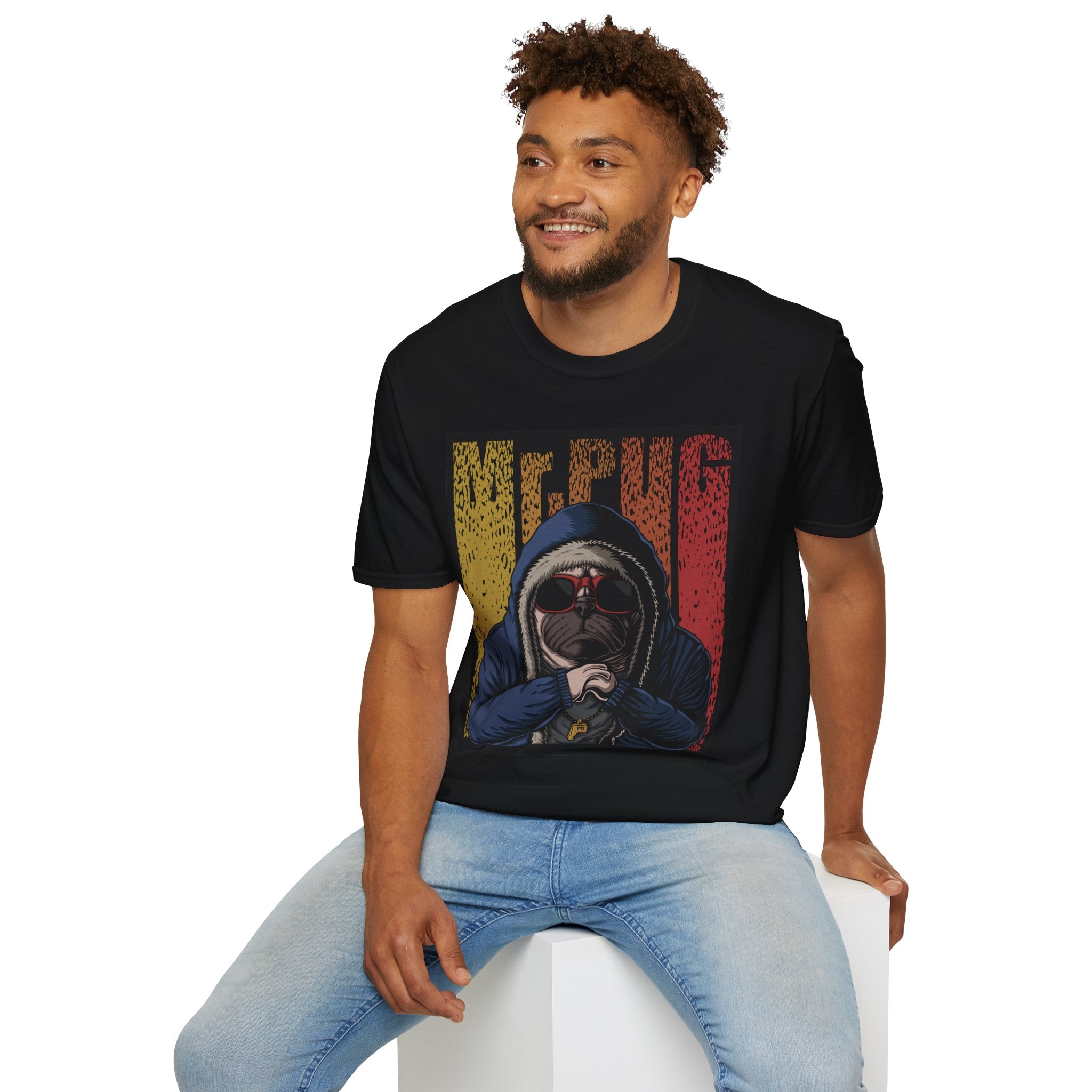 Pug Hoodie Graphic T‑Shirt — Retro Vintage “Me Pug” Dog Lover Tee
